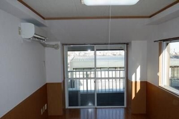 スカイヒルズ川内の物件内観写真